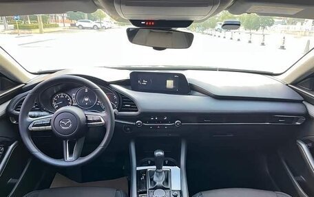 Mazda 3, 2022 год, 1 963 000 рублей, 11 фотография