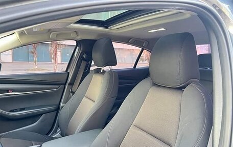 Mazda 3, 2022 год, 1 963 000 рублей, 15 фотография