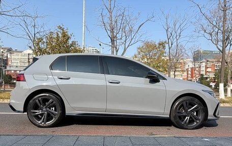 Volkswagen Golf VIII, 2022 год, 2 164 000 рублей, 4 фотография