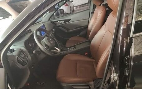 Mazda CX-4, 2022 год, 1 944 000 рублей, 9 фотография