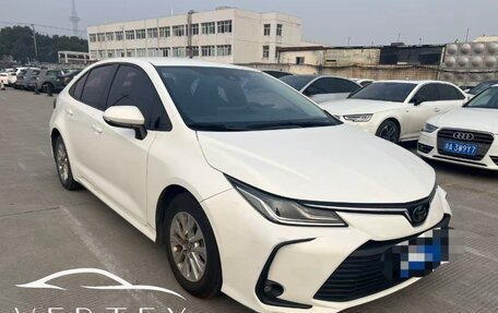 Toyota Corolla, 2021 год, 1 590 000 рублей, 2 фотография