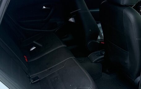 Volkswagen Polo VI (EU Market), 2016 год, 1 100 000 рублей, 13 фотография