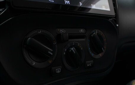 Nissan Juke II, 2011 год, 860 000 рублей, 15 фотография