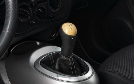 Nissan Juke II, 2011 год, 860 000 рублей, 14 фотография