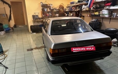 Audi 100, 1985 год, 230 000 рублей, 5 фотография