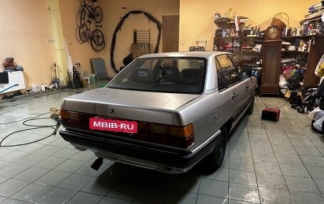 Audi 100, 1985 год, 230 000 рублей, 4 фотография