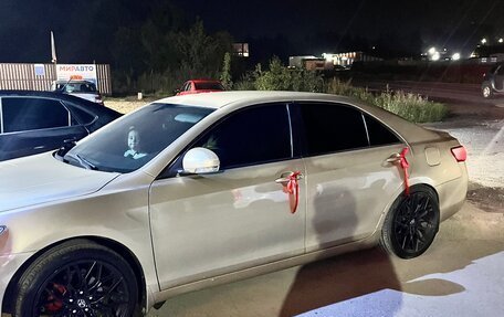 Toyota Camry, 2010 год, 1 450 000 рублей, 6 фотография