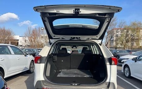 Toyota RAV4, 2024 год, 5 790 000 рублей, 4 фотография