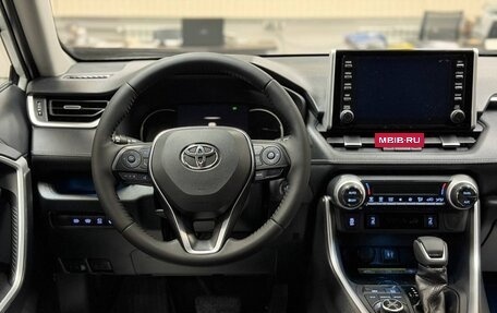 Toyota RAV4, 2019 год, 3 890 000 рублей, 9 фотография