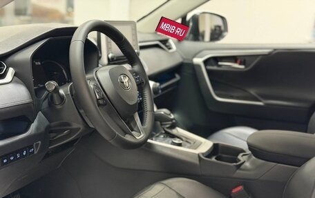 Toyota RAV4, 2019 год, 3 890 000 рублей, 8 фотография