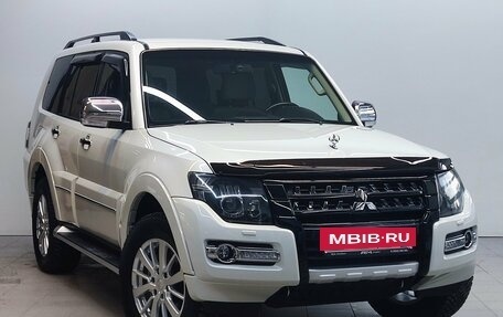 Mitsubishi Pajero IV, 2020 год, 4 150 000 рублей, 2 фотография