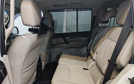 Mitsubishi Pajero IV, 2020 год, 4 150 000 рублей, 14 фотография