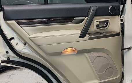 Mitsubishi Pajero IV, 2020 год, 4 150 000 рублей, 19 фотография