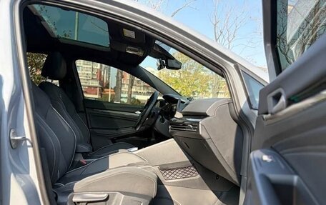 Volkswagen Golf VIII, 2022 год, 2 162 000 рублей, 10 фотография