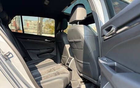 Volkswagen Golf VIII, 2022 год, 2 162 000 рублей, 13 фотография