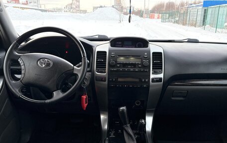 Toyota Land Cruiser Prado 120 рестайлинг, 2007 год, 2 490 000 рублей, 8 фотография