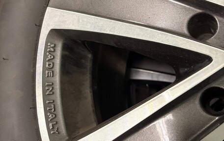 Toyota Land Cruiser Prado 120 рестайлинг, 2007 год, 2 490 000 рублей, 12 фотография