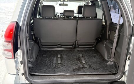 Toyota Land Cruiser Prado 120 рестайлинг, 2007 год, 2 490 000 рублей, 13 фотография