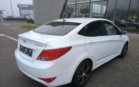 Hyundai Solaris II рестайлинг, 2014 год, 970 000 рублей, 13 фотография