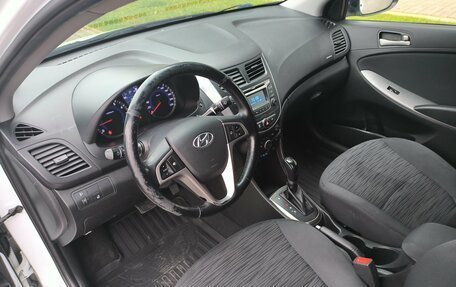 Hyundai Solaris II рестайлинг, 2014 год, 970 000 рублей, 22 фотография