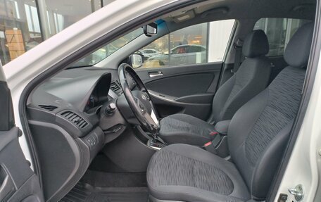 Hyundai Solaris II рестайлинг, 2014 год, 970 000 рублей, 23 фотография