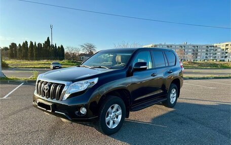 Toyota Land Cruiser Prado 150 рестайлинг 2, 2015 год, 4 350 000 рублей, 1 фотография