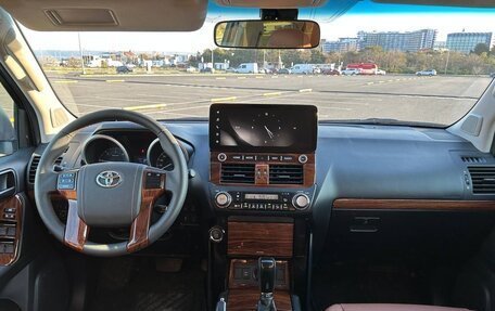 Toyota Land Cruiser Prado 150 рестайлинг 2, 2015 год, 4 350 000 рублей, 9 фотография