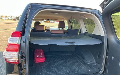 Toyota Land Cruiser Prado 150 рестайлинг 2, 2015 год, 4 350 000 рублей, 12 фотография