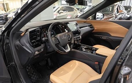 Lexus RX IV рестайлинг, 2025 год, 6 552 000 рублей, 6 фотография