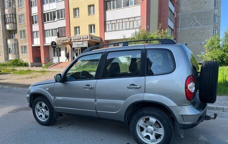 Chevrolet Niva I рестайлинг, 2012 год, 510 000 рублей, 4 фотография