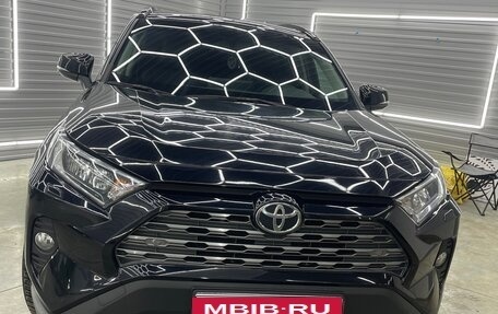 Toyota RAV4, 2020 год, 3 500 000 рублей, 2 фотография