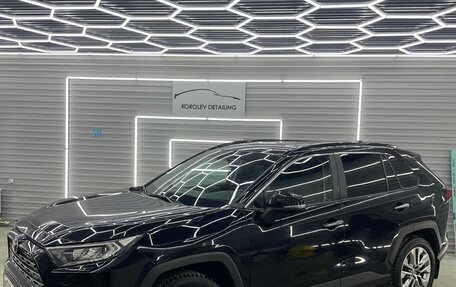 Toyota RAV4, 2020 год, 3 500 000 рублей, 10 фотография