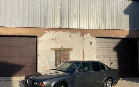 BMW 5 серия, 1989 год, 400 000 рублей, 10 фотография