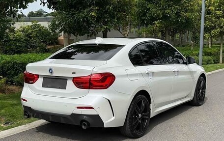 BMW 1 серия, 2023 год, 2 220 000 рублей, 5 фотография