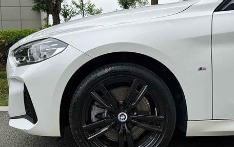 BMW 1 серия, 2023 год, 2 220 000 рублей, 6 фотография