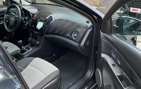 Chevrolet Cruze II, 2013 год, 635 000 рублей, 10 фотография