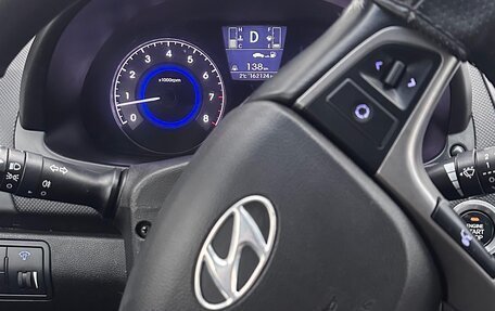 Hyundai Solaris II рестайлинг, 2015 год, 700 000 рублей, 10 фотография