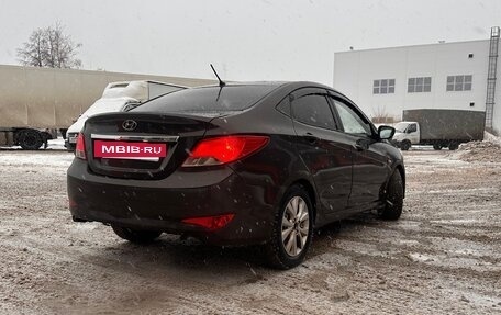 Hyundai Solaris II рестайлинг, 2015 год, 700 000 рублей, 5 фотография