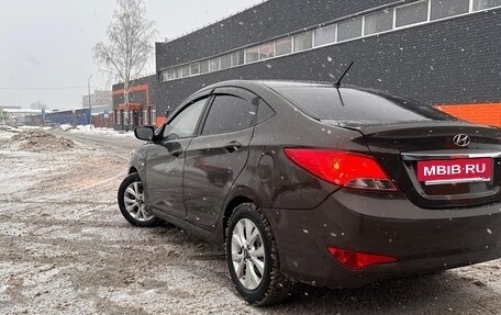 Hyundai Solaris II рестайлинг, 2015 год, 700 000 рублей, 7 фотография