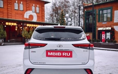 Toyota Highlander, 2025 год, 5 680 000 рублей, 8 фотография