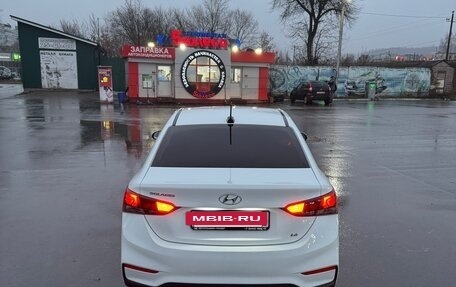 Hyundai Solaris II рестайлинг, 2017 год, 1 100 000 рублей, 6 фотография