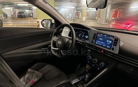 Hyundai Elantra, 2025 год, 3 014 000 рублей, 7 фотография