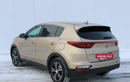 KIA Sportage IV рестайлинг, 2019 год, 2 500 000 рублей, 6 фотография