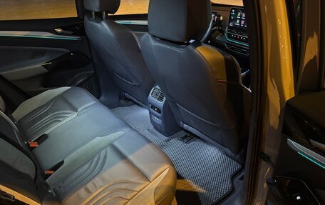 Volkswagen ID.4, 2022 год, 3 550 000 рублей, 25 фотография