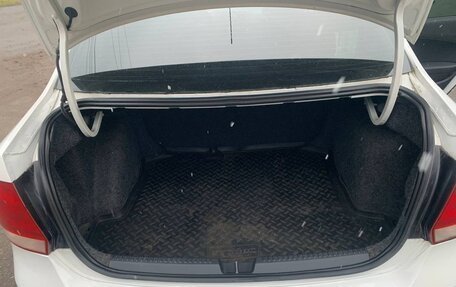 Volkswagen Polo VI (EU Market), 2011 год, 630 000 рублей, 14 фотография