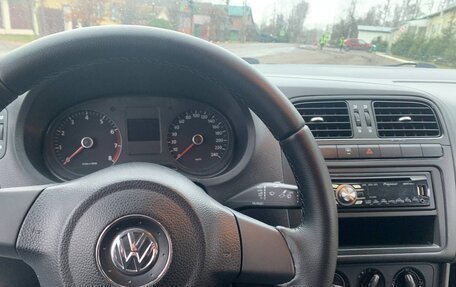 Volkswagen Polo VI (EU Market), 2011 год, 630 000 рублей, 25 фотография