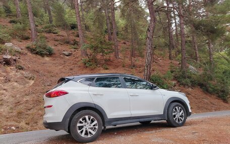 Hyundai Tucson III, 2019 год, 1 500 000 рублей, 2 фотография