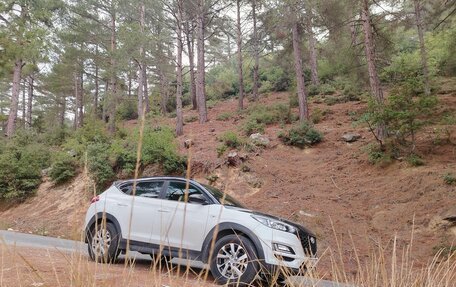 Hyundai Tucson III, 2019 год, 1 500 000 рублей, 3 фотография