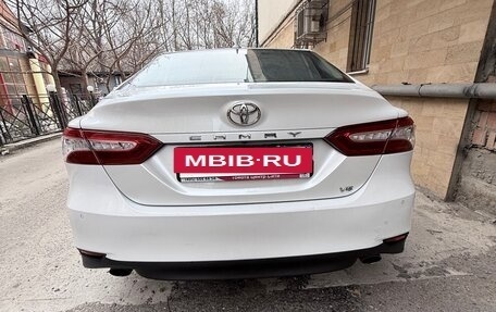 Toyota Camry, 2019 год, 2 640 000 рублей, 3 фотография