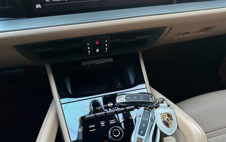 Porsche Cayenne III, 2024 год, 16 153 000 рублей, 12 фотография